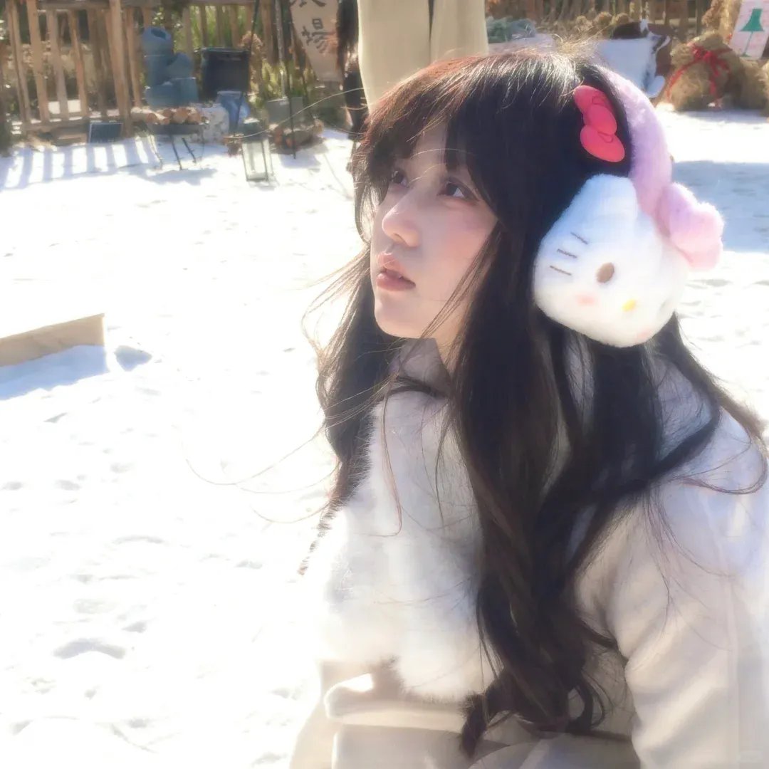 和渣男离婚后我成了团宠千金